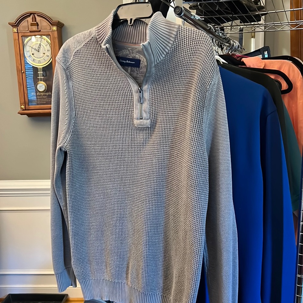 Tommy Bahama grey pullover